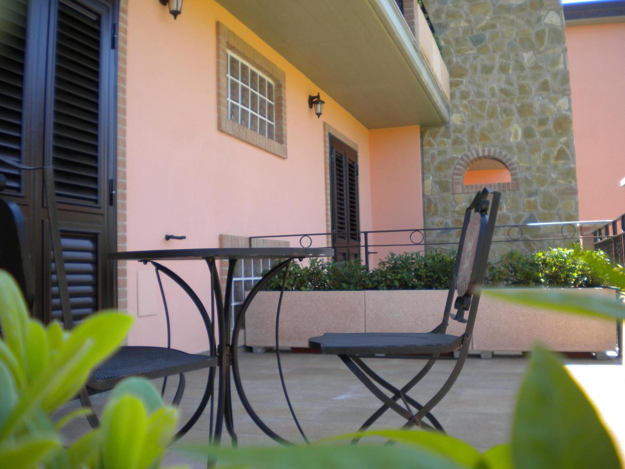 Garden B&B อาเรซโซ ภายนอก รูปภาพ