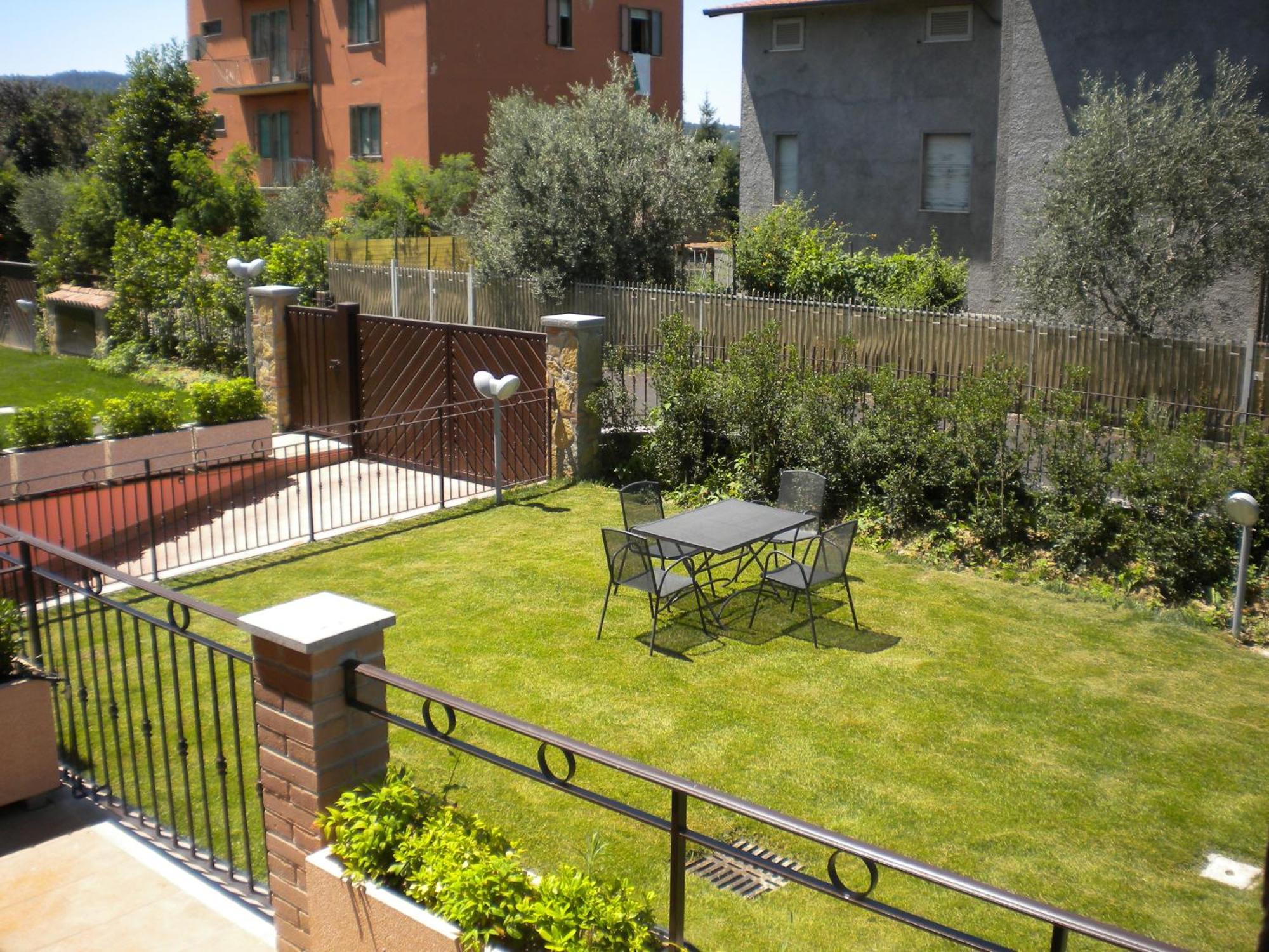 Garden B&B อาเรซโซ ภายนอก รูปภาพ