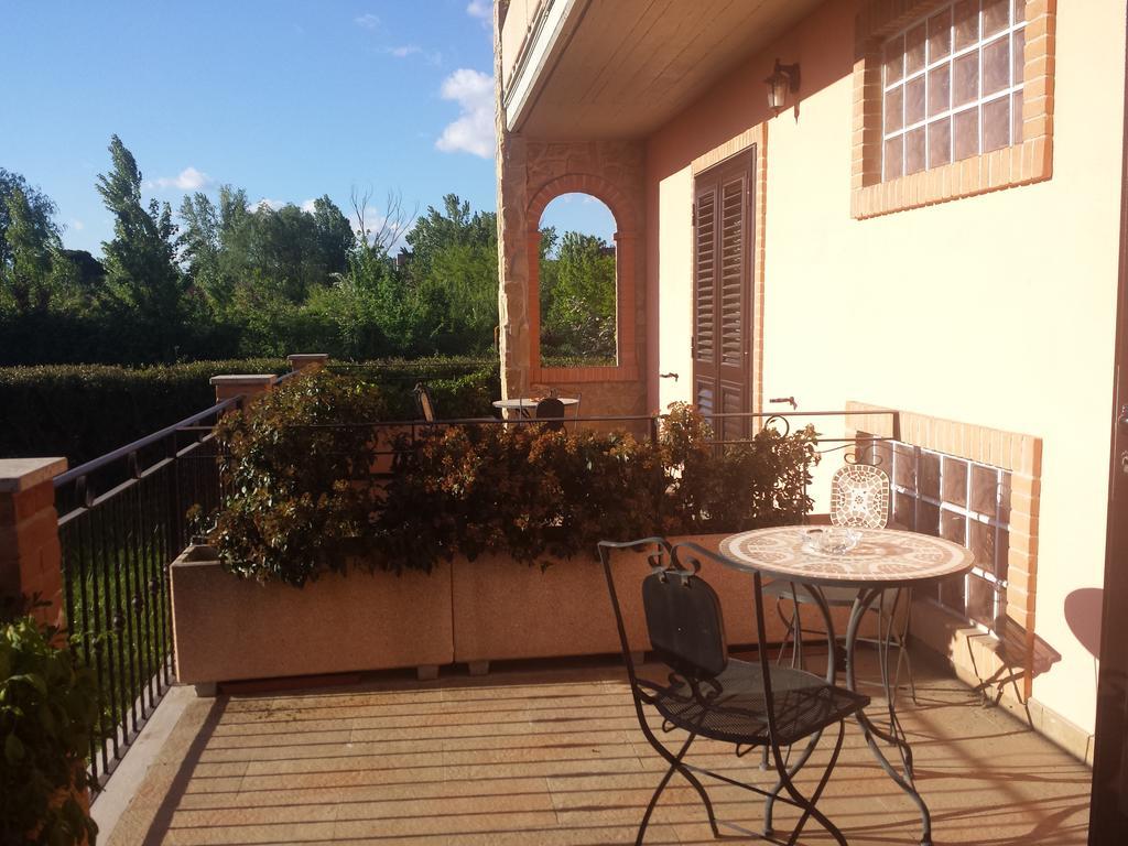 Garden B&B อาเรซโซ ภายนอก รูปภาพ